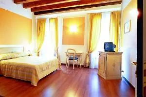 Corte Rossa Venice