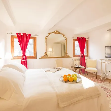 Affittacamere Corte Realdi 3*