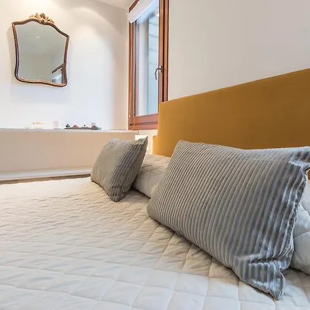 Ca' Della Frutta Venetian Apartment Venice