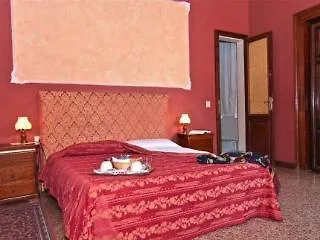 Guest house Palazzo Lion Morosini - Check In Presso Ai Santi Apostoli