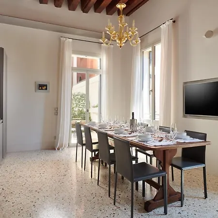Palazzo Morosini Degli Spezieri - Lifestyle Apartment