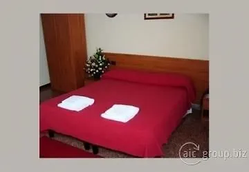 Bartolomeo Hotel 2*