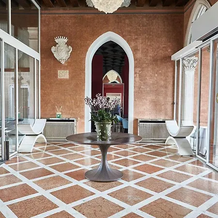 Sina Centurion Palace Hotel 5*