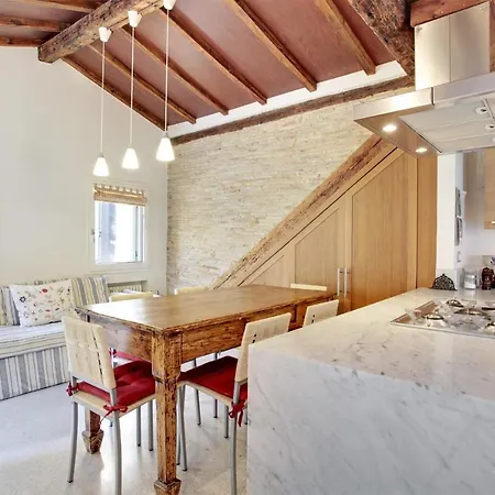 Fenix Otello Apartment