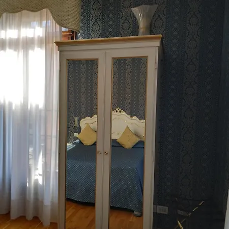 Residenza Nobile - Locazione Turistica Konukevi Venedik