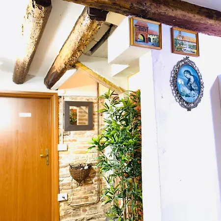 Aquablue San Marco Guest house *