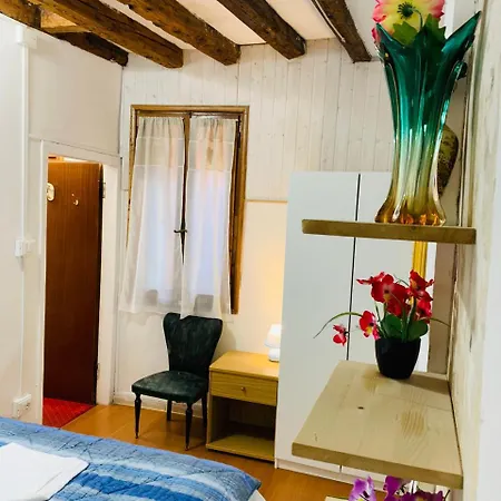 Guest house Aquablue San Marco Venice