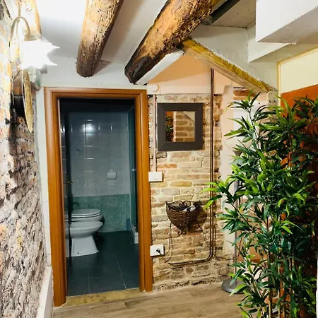 Aquablue San Marco Guest house