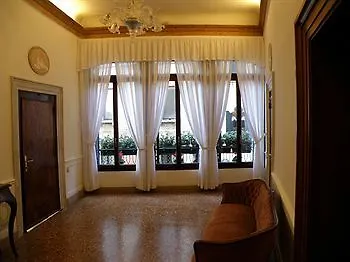 Fava Hotel
