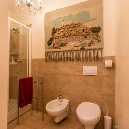 Doge's Pantheon & St.mark School In Hidden Appartement