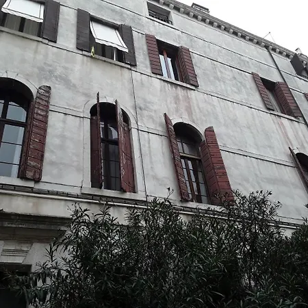 Palazzo Soranzo Charming Guest house Venice