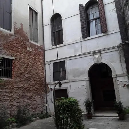 Palazzo Soranzo Charming Venice