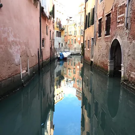 Guest house Palazzo Soranzo Charming
