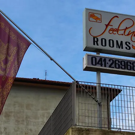Feel Airport Guest house