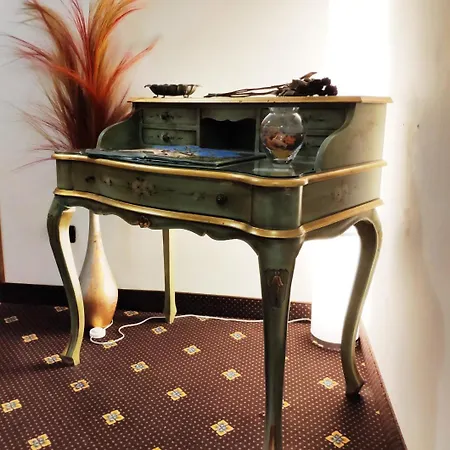 Guest house Feel Airport Venice