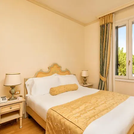 Hotel Laguna