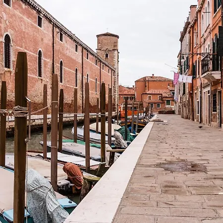 Corderie De La Tana Biennale Exhibition @arsenale * Venetië
