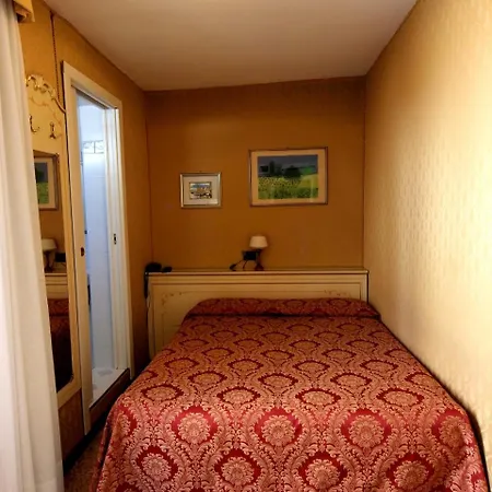 Hotel Mignon