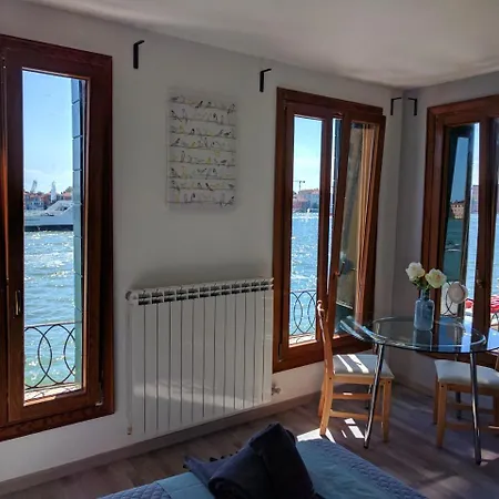 G & T Apartment
