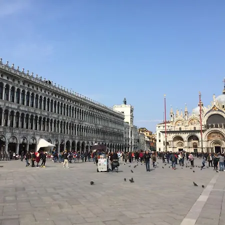Lamanna * Venice