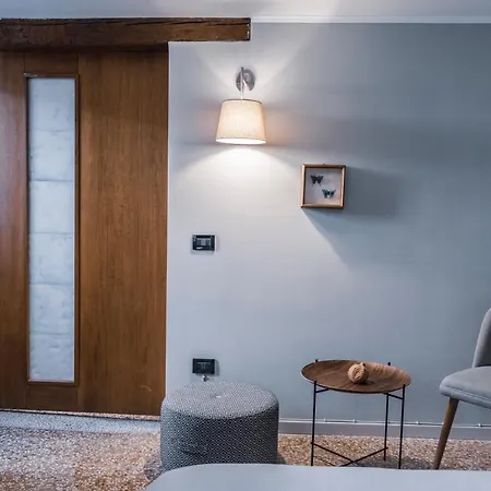 Joseph Apartment