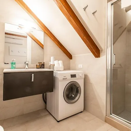 Venetian Superior R&r Apartment Venice