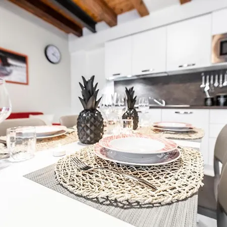 Venetian Superior R&r Apartment Venice
