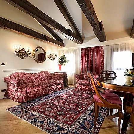 Bellevue Luxury - San Marco Luxury Bed & Breakfast 3*