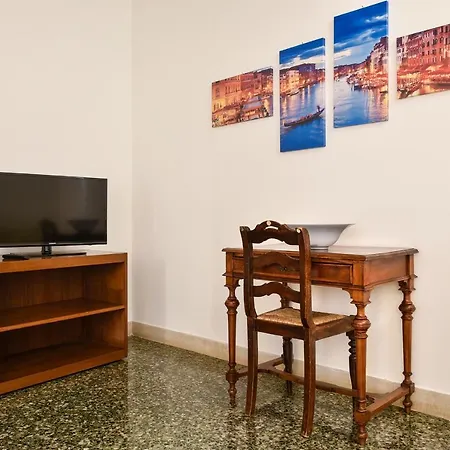 Santa Maria Formosa Apartment *