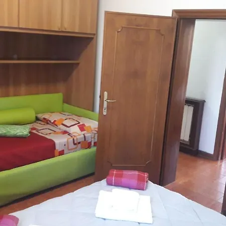 Apartment Near Station Santa Lucia Two Bedroom *