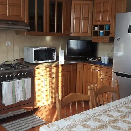 Near Station Santa Lucia Two Bedroom Apartment