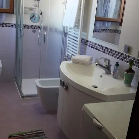Near Station Santa Lucia Two Bedroom Venice