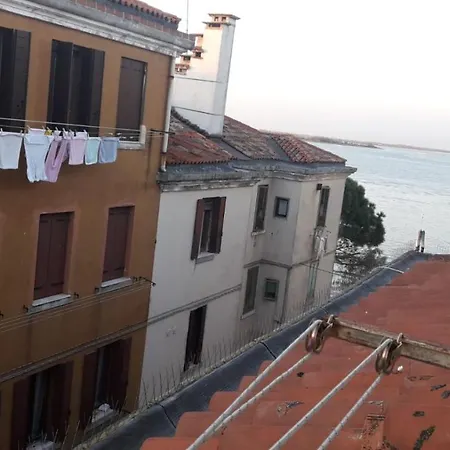 Near Station Santa Lucia Two Bedroom Apartment