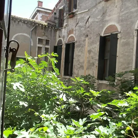 Star - Locazione Turistica 2* Venise