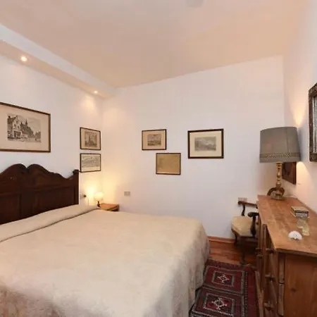 Apartment San Marco Garden House *