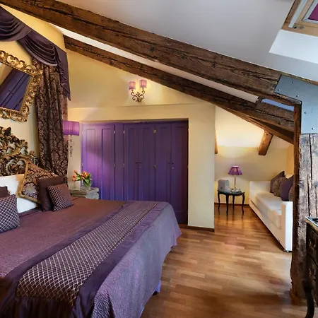 Ad Place Hotel 4*