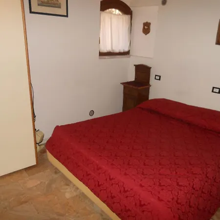 Guest house Ca Del Dose 2*