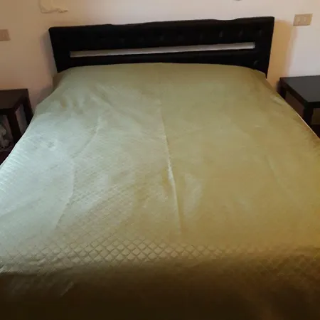 Ponte Degli Scalzi Bed & Breakfast *
