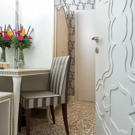 Ca' Nobile Corner Hotel