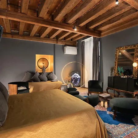 Ad Lofts Apartment *