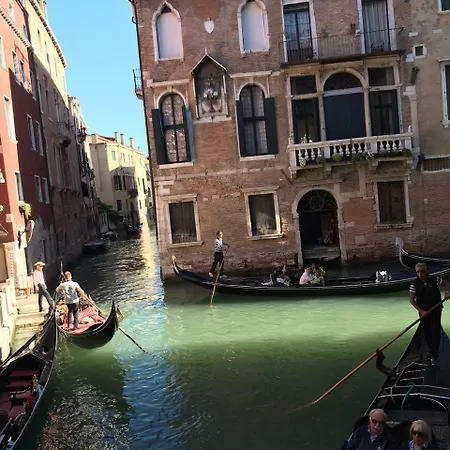 Luxury Venetian Velence