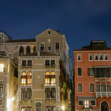 Luxury Venetian Velence