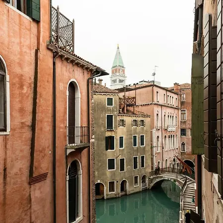 Luxury Venetian Velence