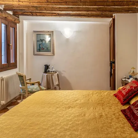 Luxury Venetian Vendégház 2*