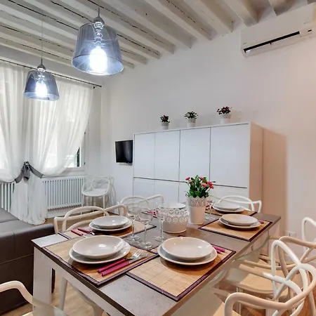 Daire Charming Castello By Wonderful Italy Venedik