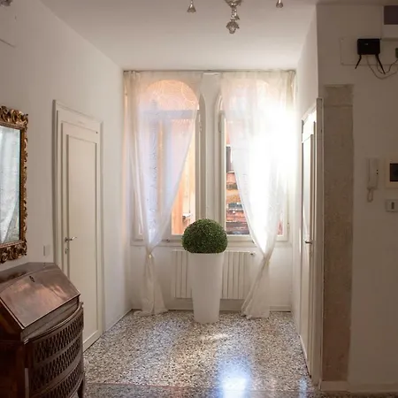 Porta Orientalis 2*