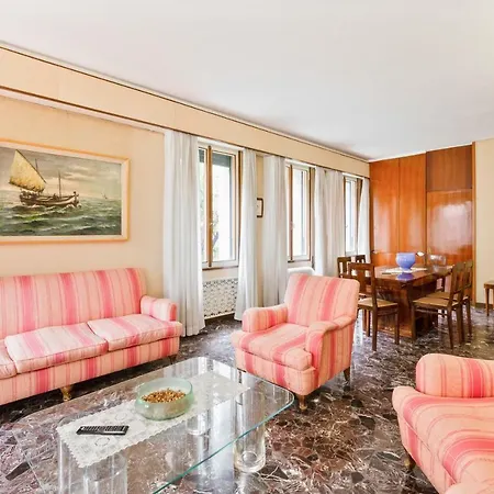 Apartment Castello Elegant Venice