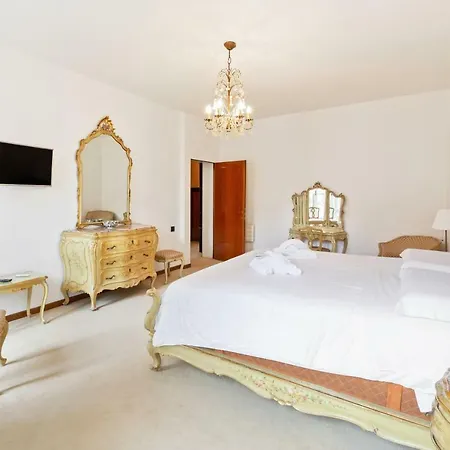 Castello Elegant Apartment *