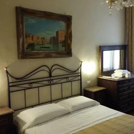 Residenza Grisostomo 3* Venice