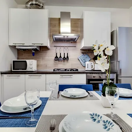 Apartamento White Flowers With Canal View By Wonderful Italy